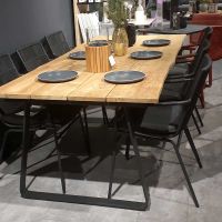 Stół obiadowy na zewnątrz Robusto/Konos