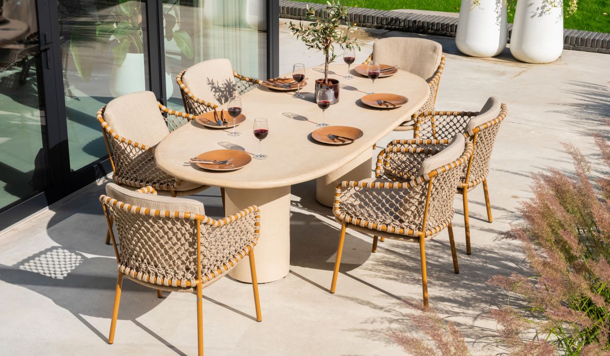 Świeże, stylowe, nowoczesne meble na ulubiony taras z kolekcji 2026